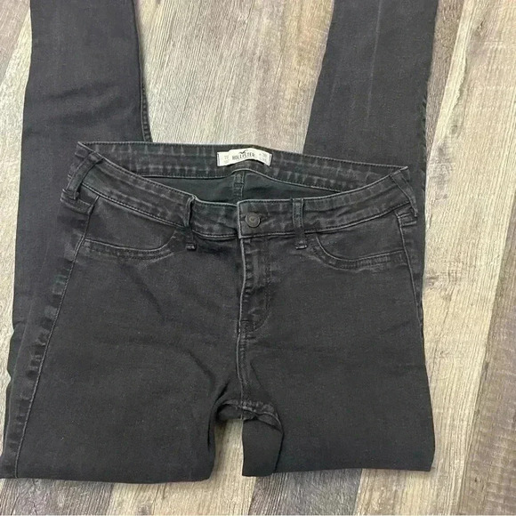 Hollister Denim - Women’s size 11 hollister jeans